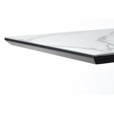 Ēdamistabas galds DIESEL